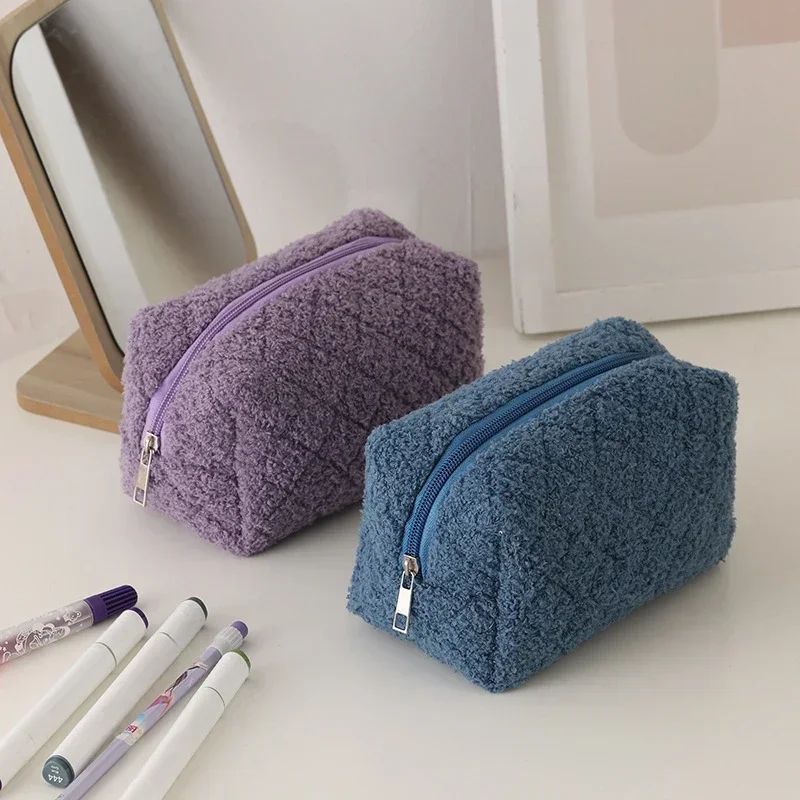 1 Pc Girl Soft Travel Cosmetic Bag Organizer Case Cute Lady Make Up Case Necessaries Solid Color Plush Makeup Bag for Women - Image 2