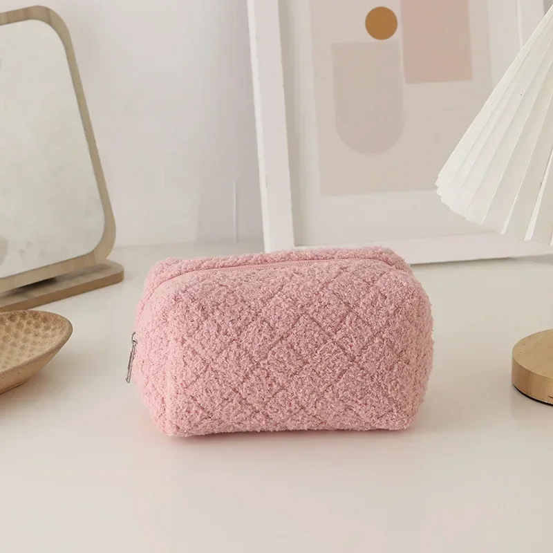 1 Pc Girl Soft Travel Cosmetic Bag Organizer Case Cute Lady Make Up Case Necessaries Solid Color Plush Makeup Bag for Women - Image 6