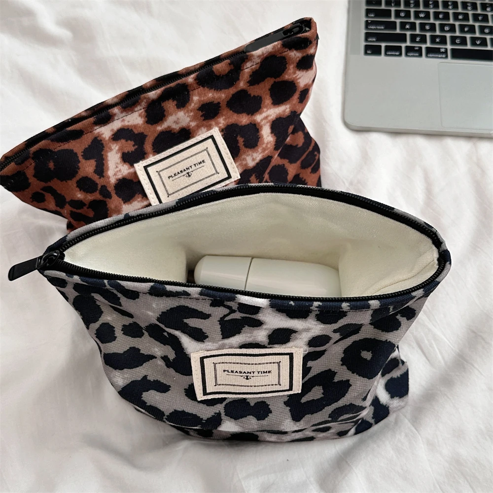 Leopard Print Makeup Bags for Women Large Travel Cosmetic Bag Organizer Case Lady Girls Make Up Case Necessaries Handbags Case - Image 2